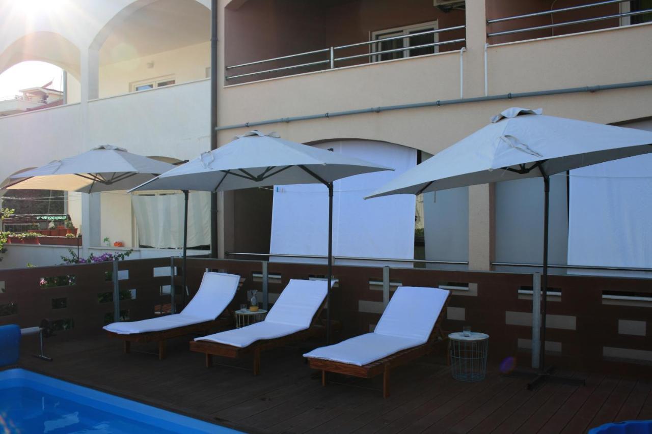 Apartmani Mia Трогир Екстериор снимка