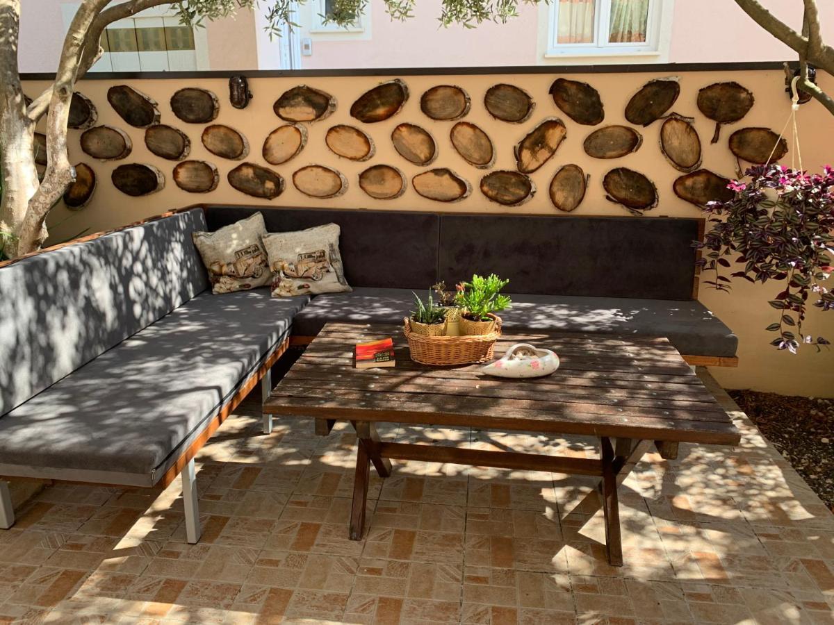 Apartmani Mia Трогир Екстериор снимка