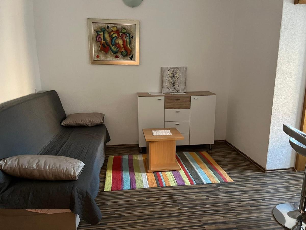 Apartmani Mia Трогир Екстериор снимка