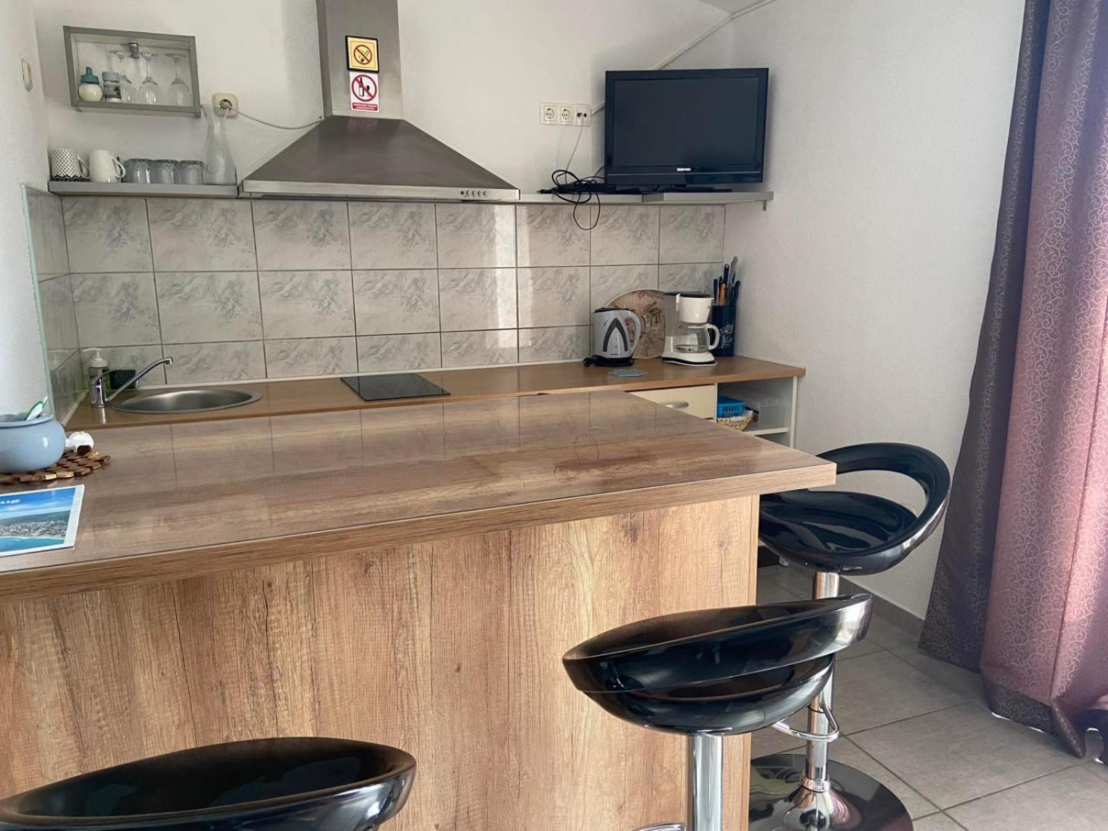 Apartmani Mia Трогир Екстериор снимка